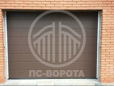Подъемные ворота секционные из сэндвич панелей M-гофр