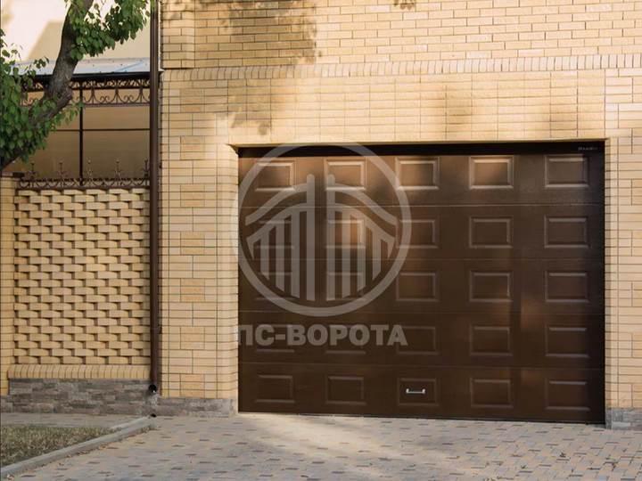 гаражные секционные ворота из сэндвич панелей филенка