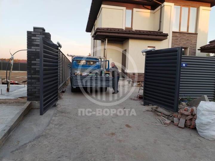раздвижные металлические ворота с автоматикой