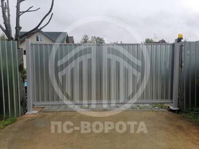 Ворота откатные из оцинкованного профлиста