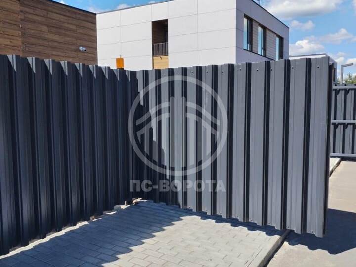распашные ворота с автоматикой DOORHAN